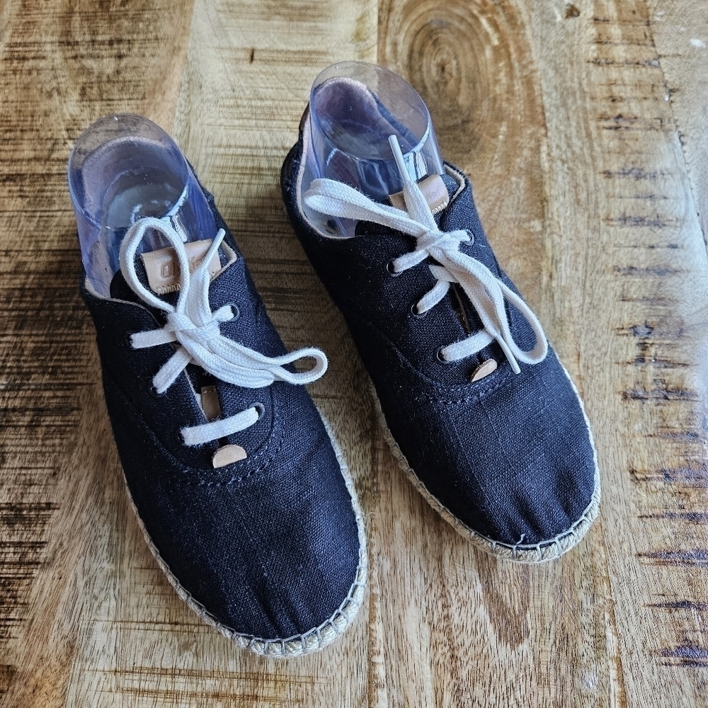 Olukai Kaula Pa’a Li Shoes Black Lace Up Espadrille Sneakers Women's Size 8.5B